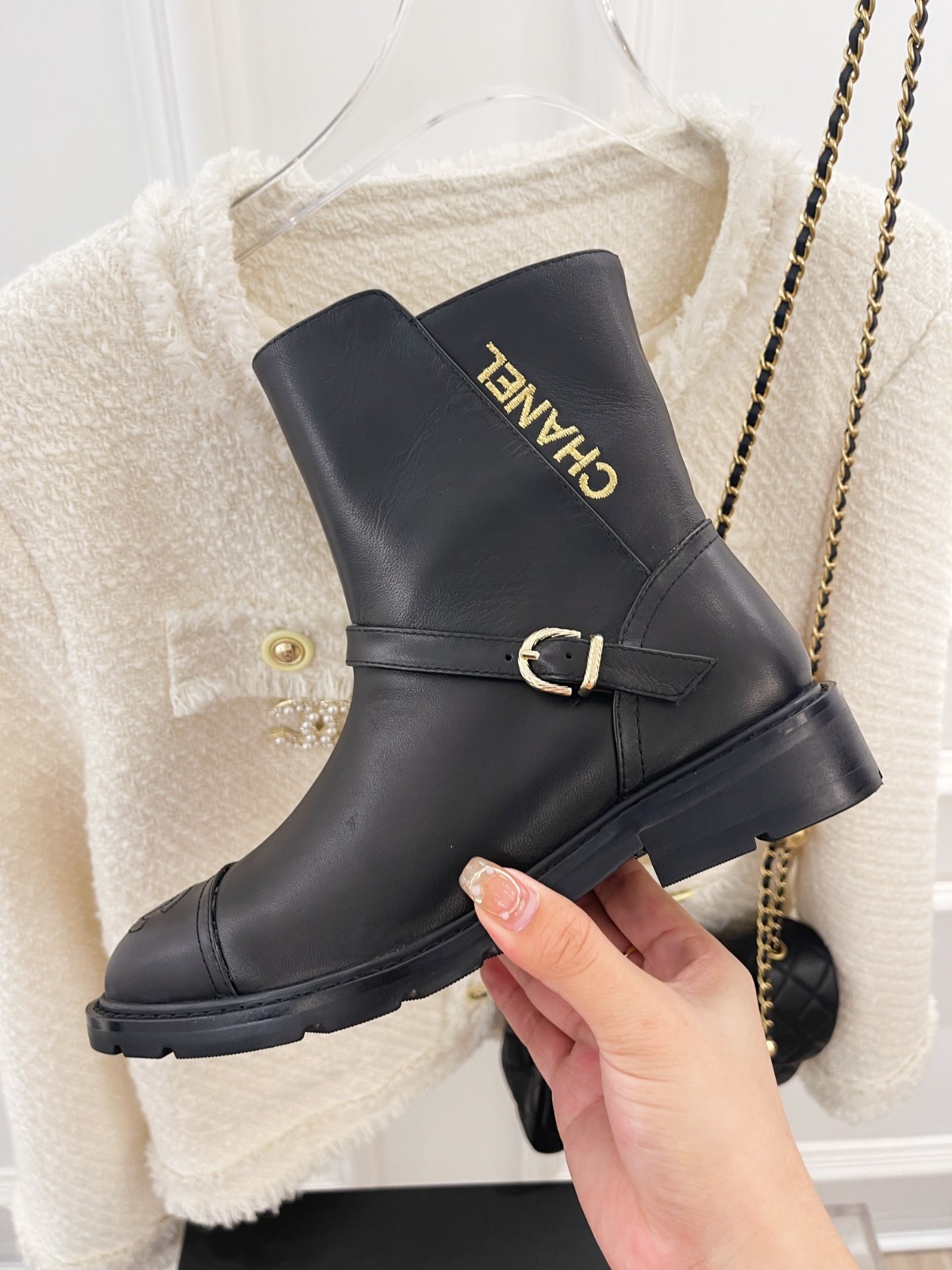 115 38123123 SIZE 35-41