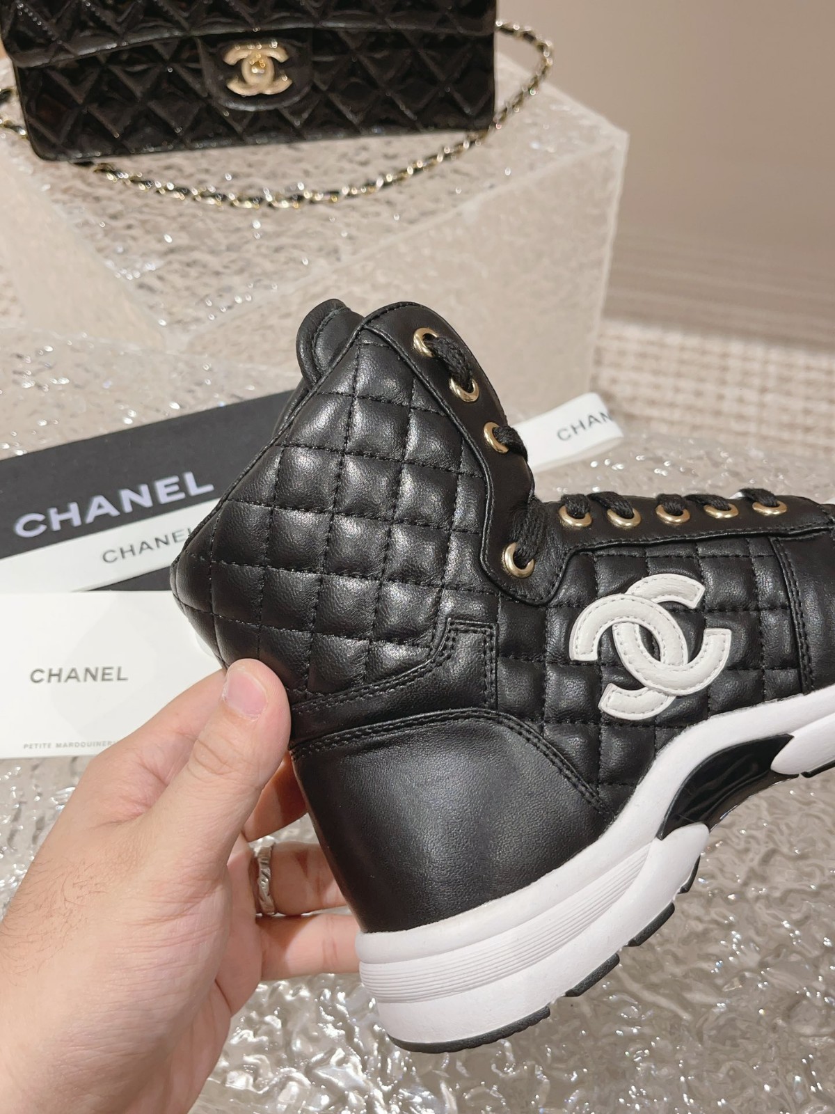 111 38123123 SIZE 34-41