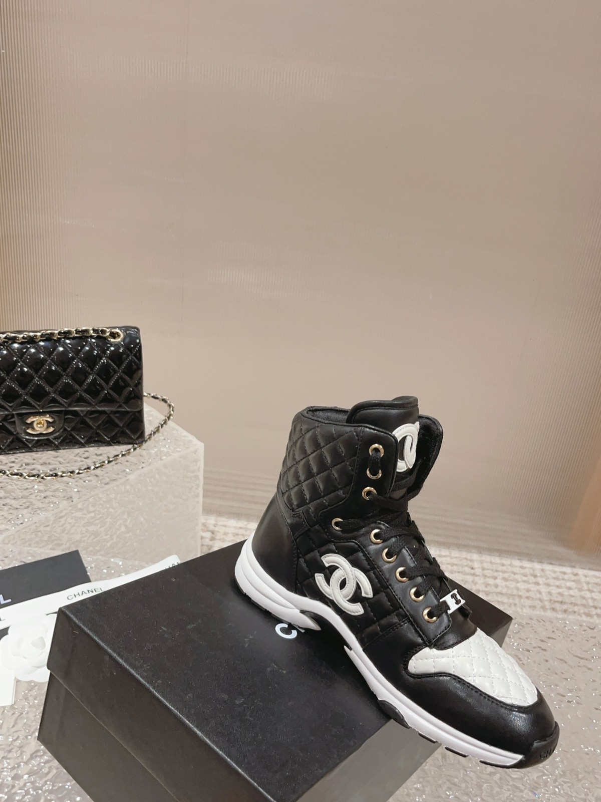 111 38123123 SIZE 34-41