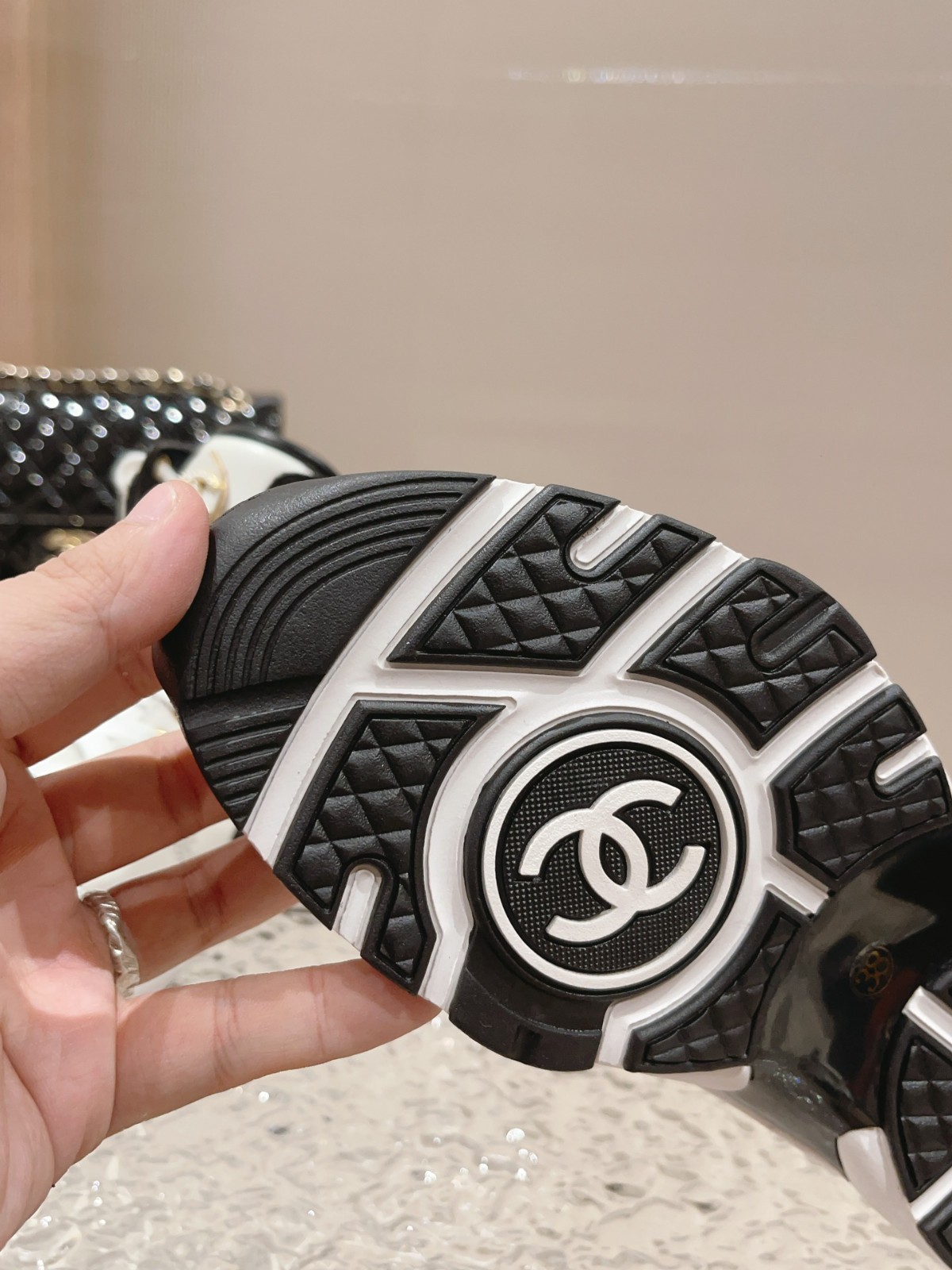 104 38123123 SIZE 34-41