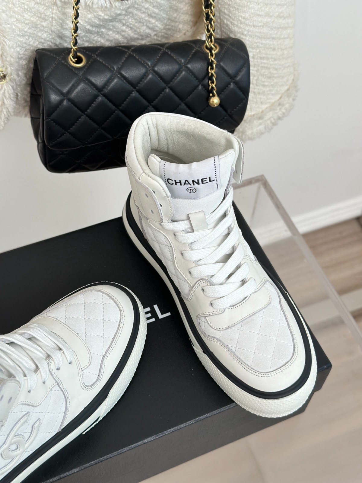 100 37123120 SIZE 35-41
