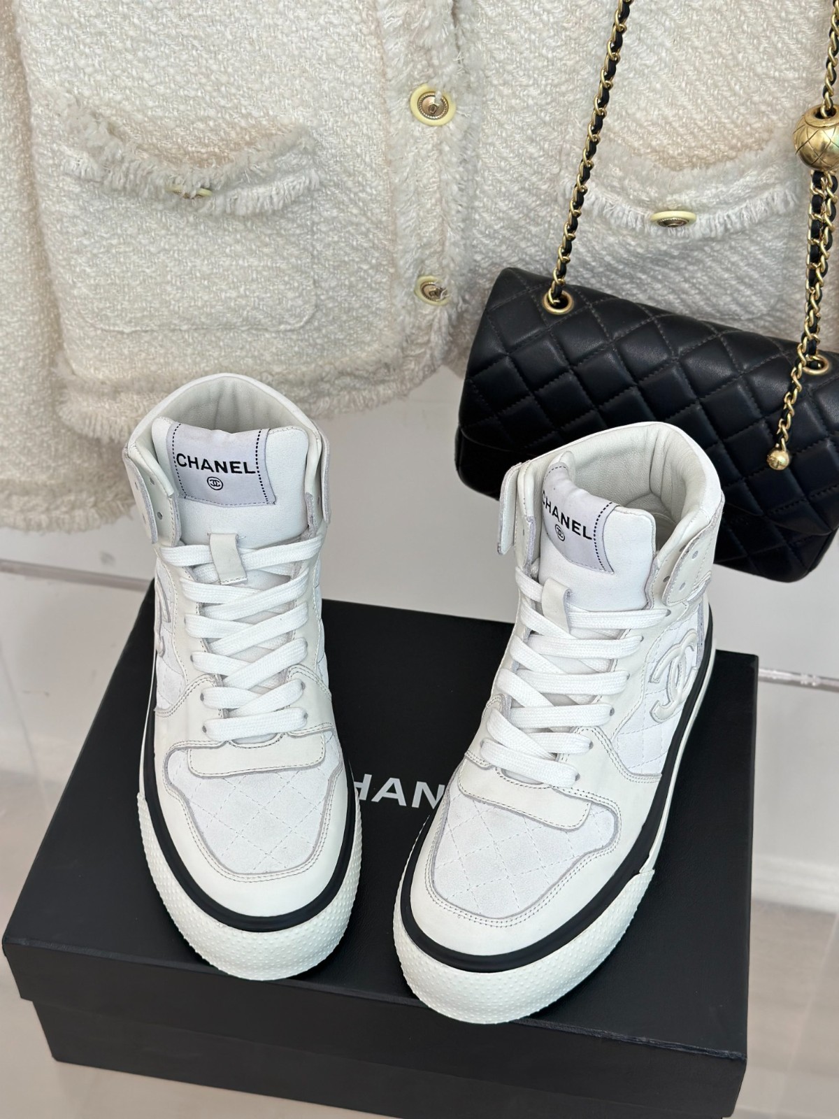 100 37123120 SIZE 35-41