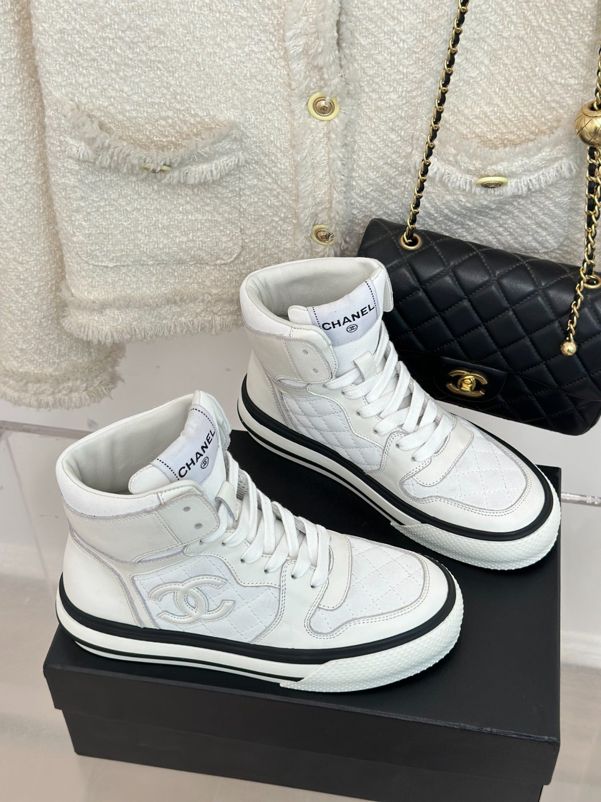 100 37123120 SIZE 35-41