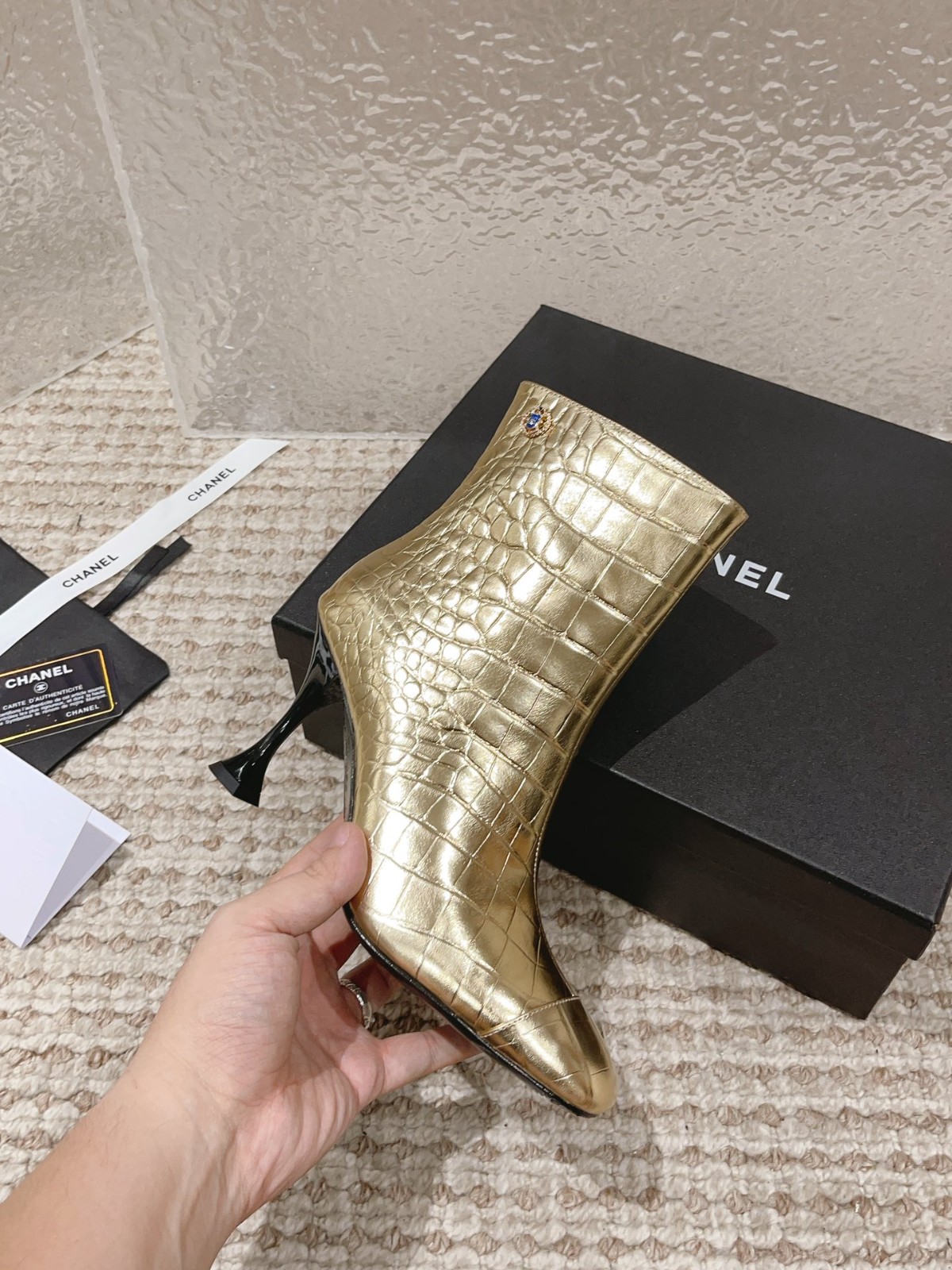 056 40123127 SIZE 34-41