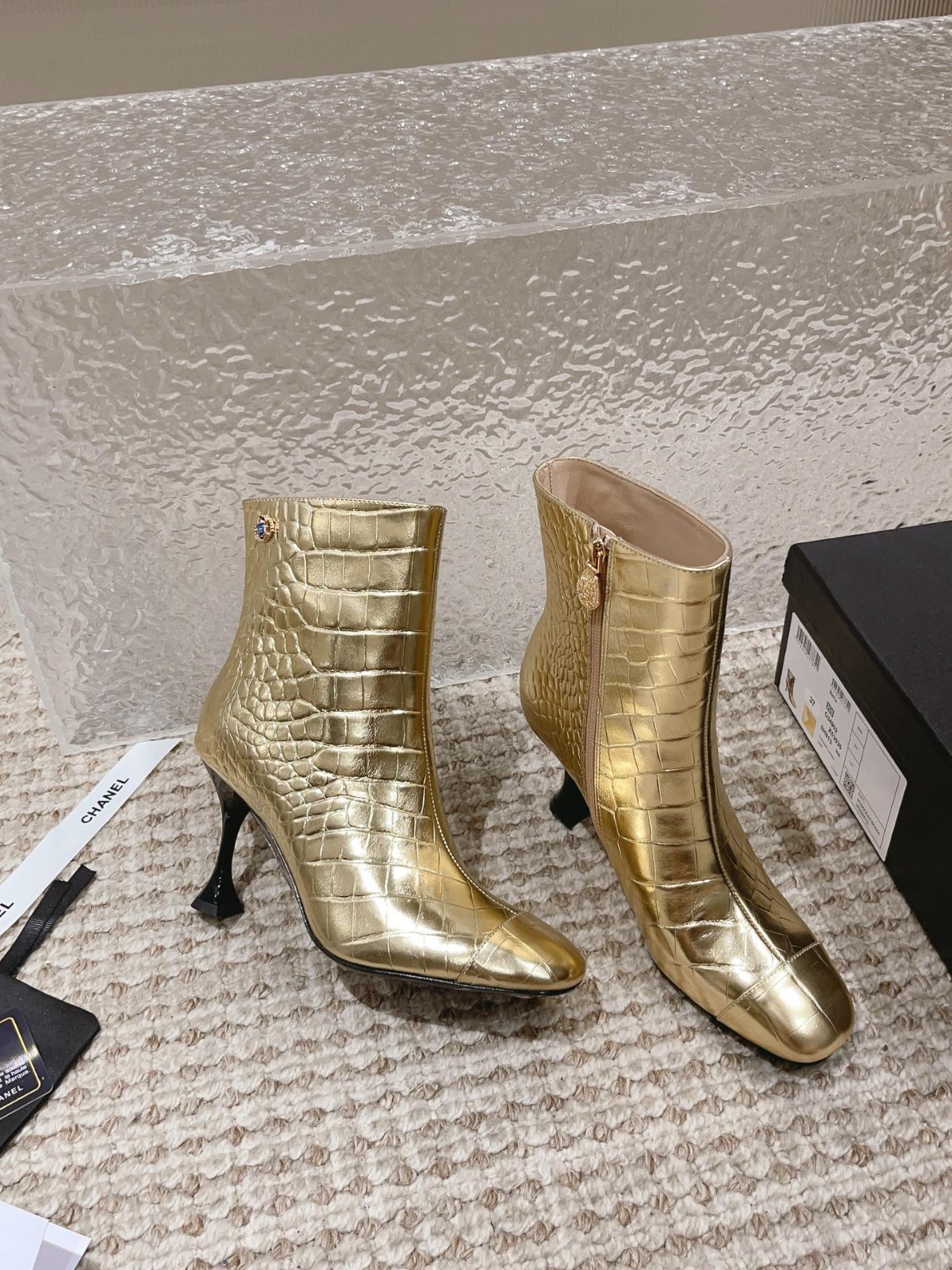 056 40123127 SIZE 34-41