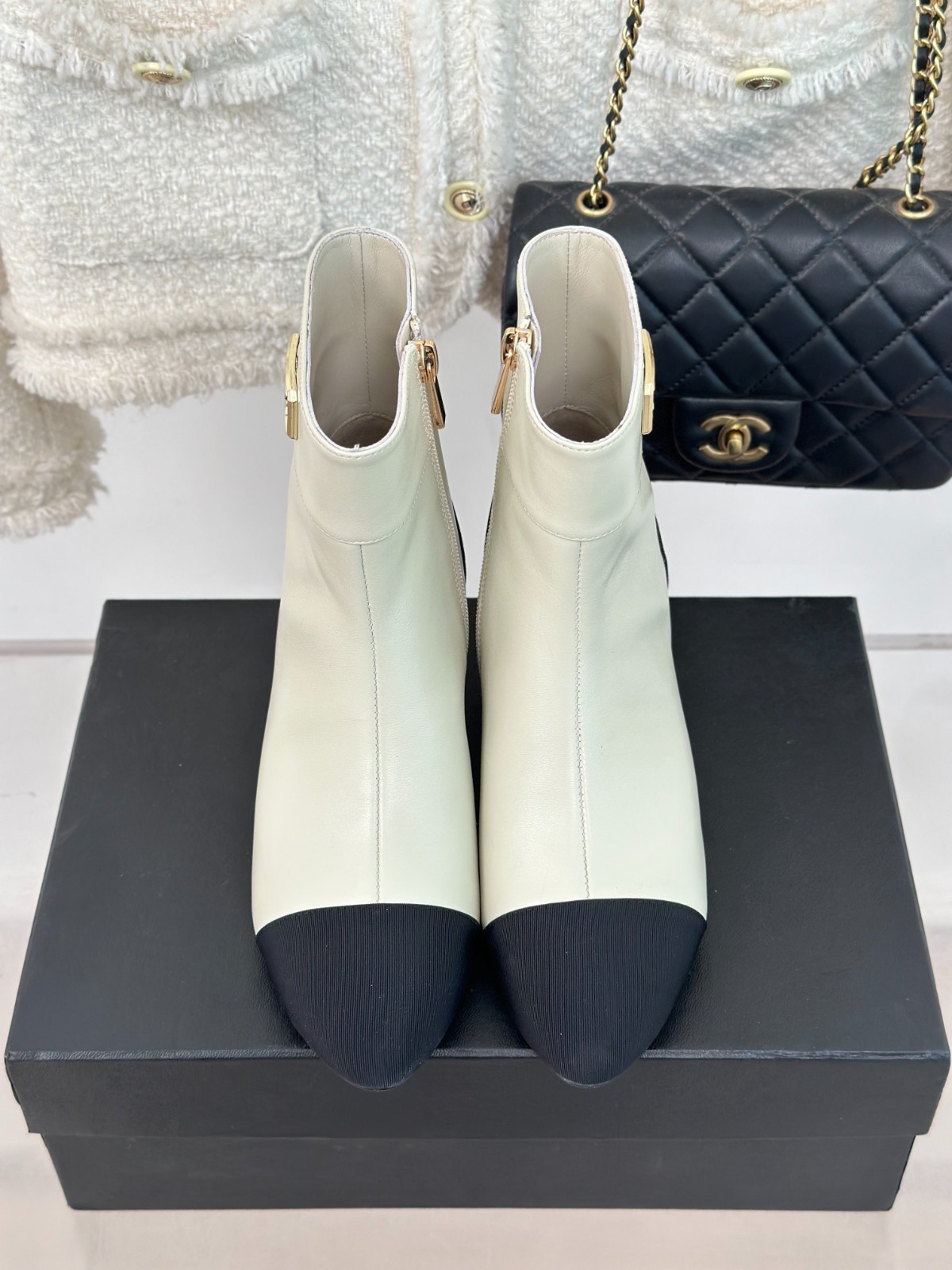 045 42123132 SIZE 35-41
