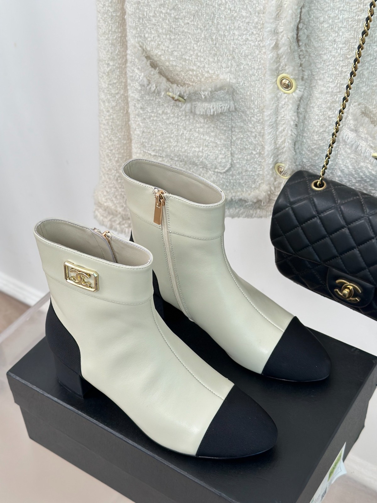 045 42123132 SIZE 35-41