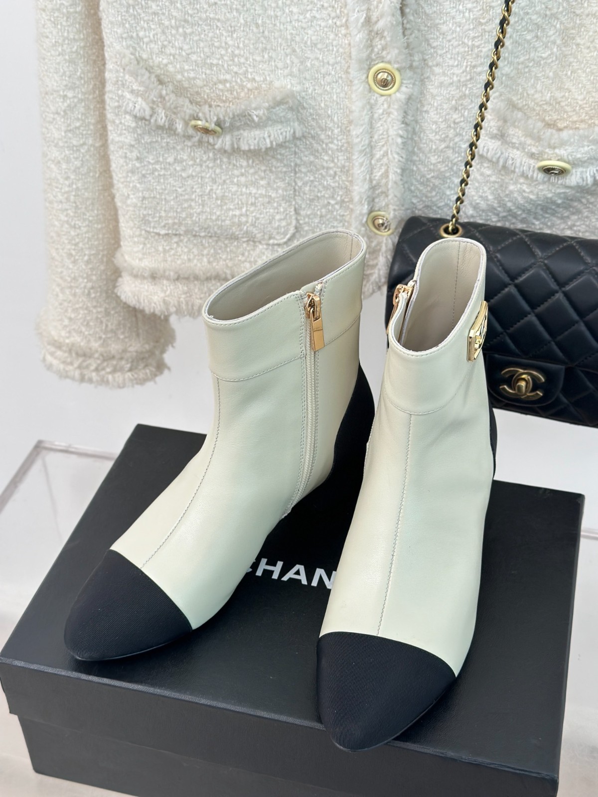 045 42123132 SIZE 35-41
