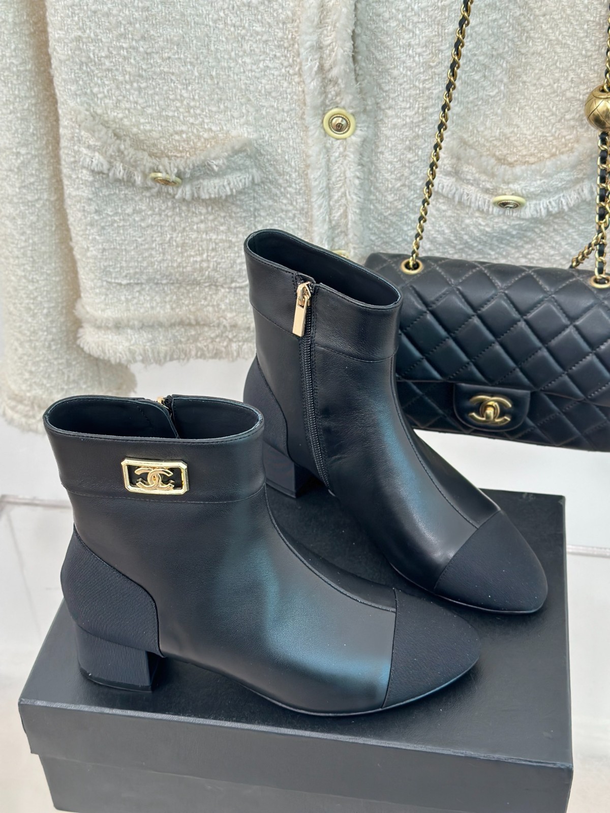 044 42123132 SIZE 35-41
