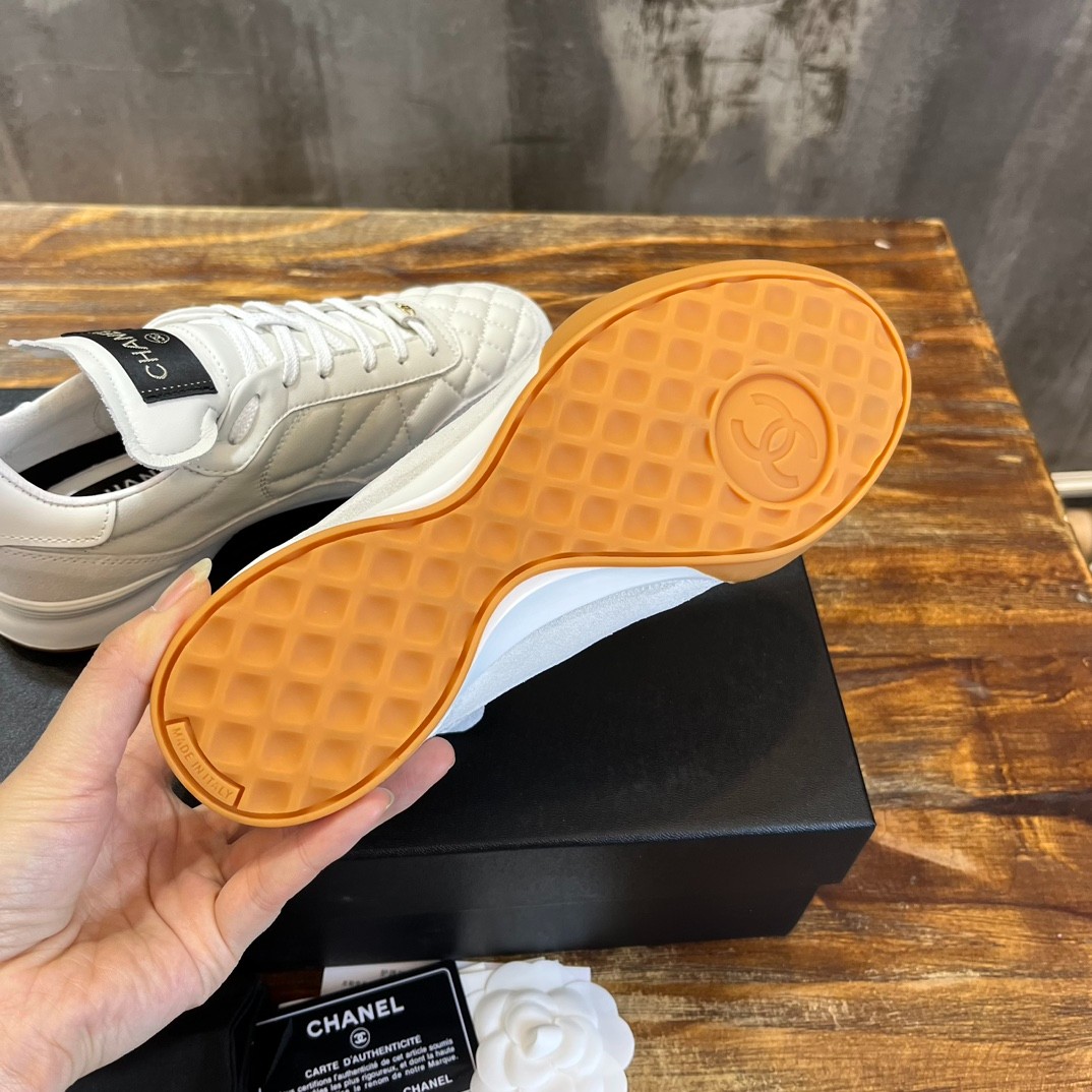 043 38123123 SIZE 35-40