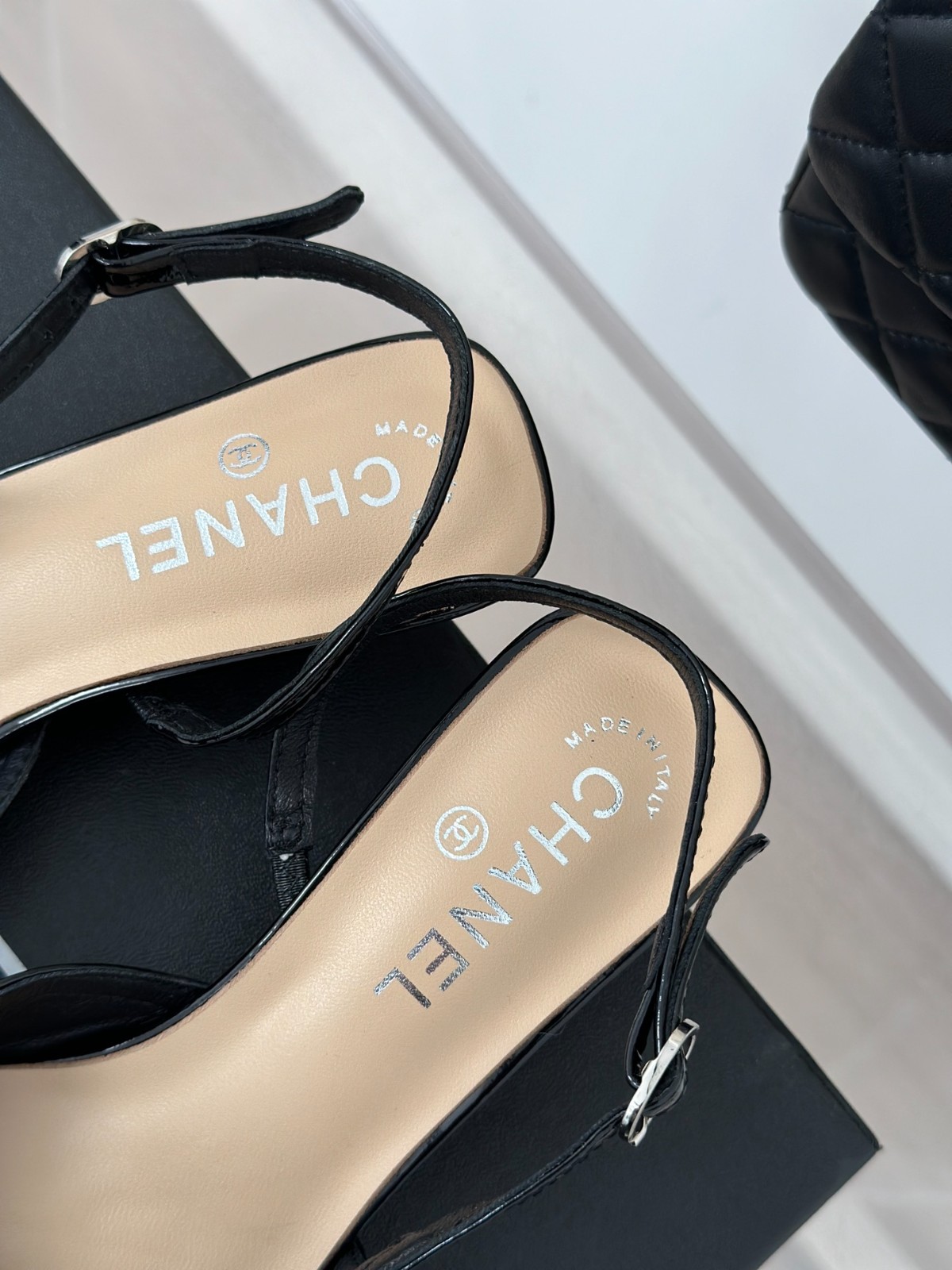 061 28123099 SIZE 35-41