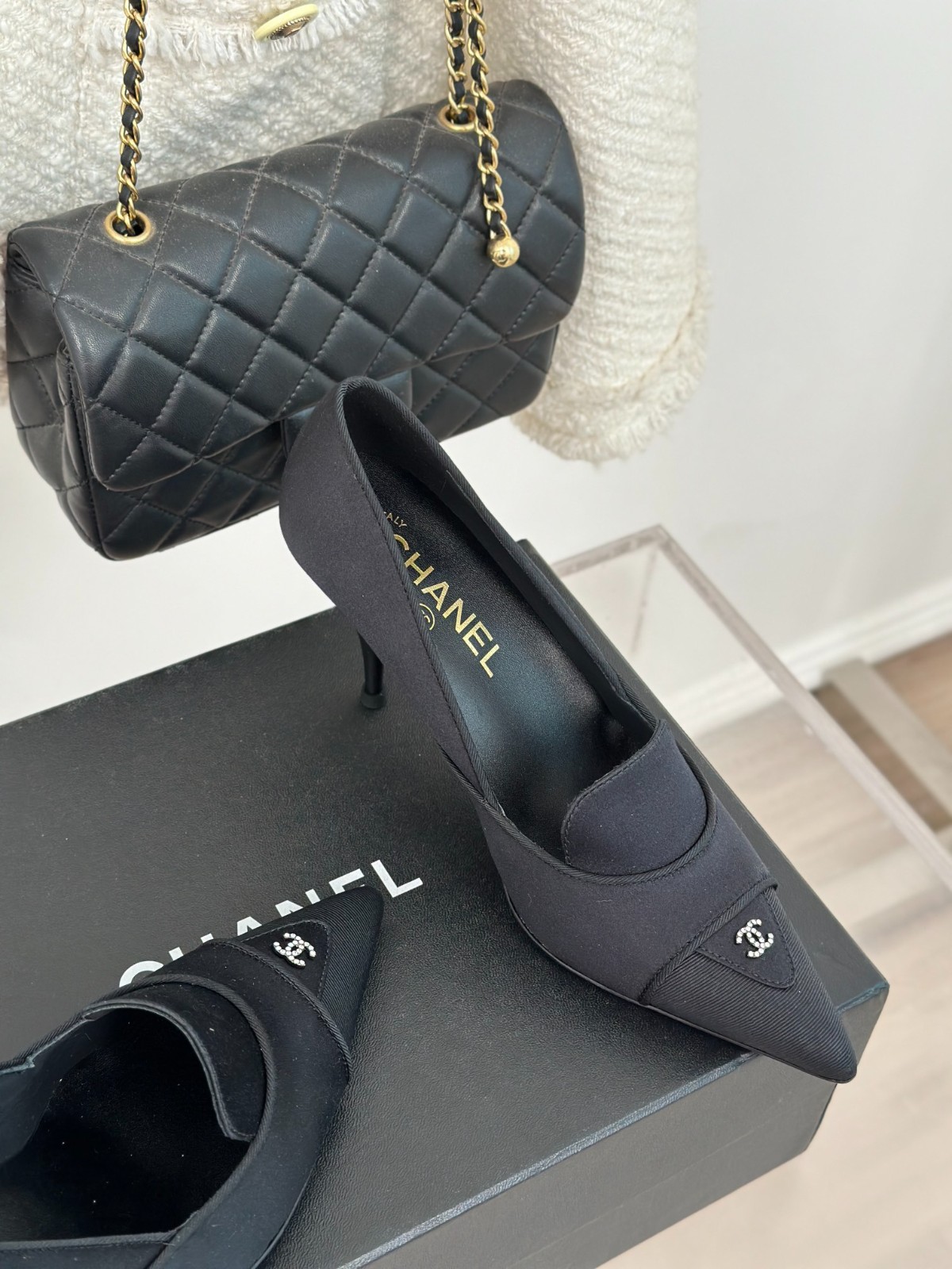 011 33123111 SIZE 35-40