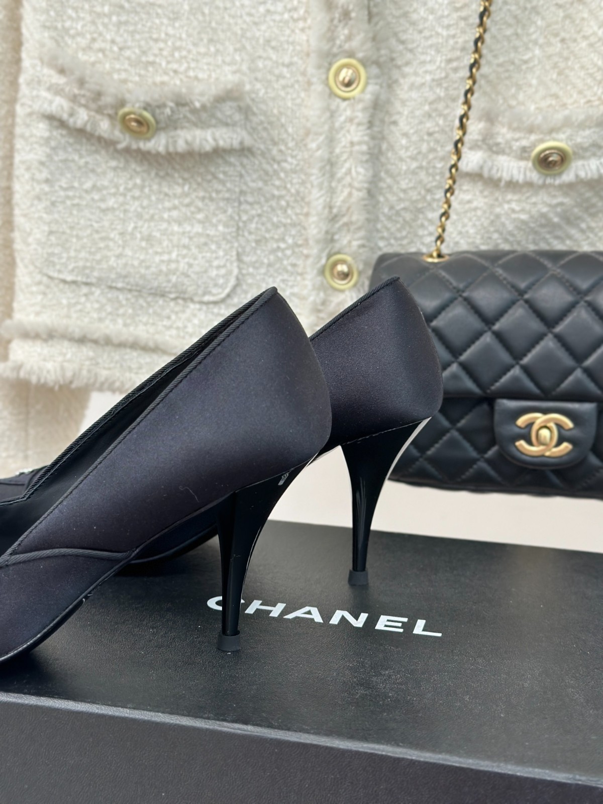 011 33123111 SIZE 35-40