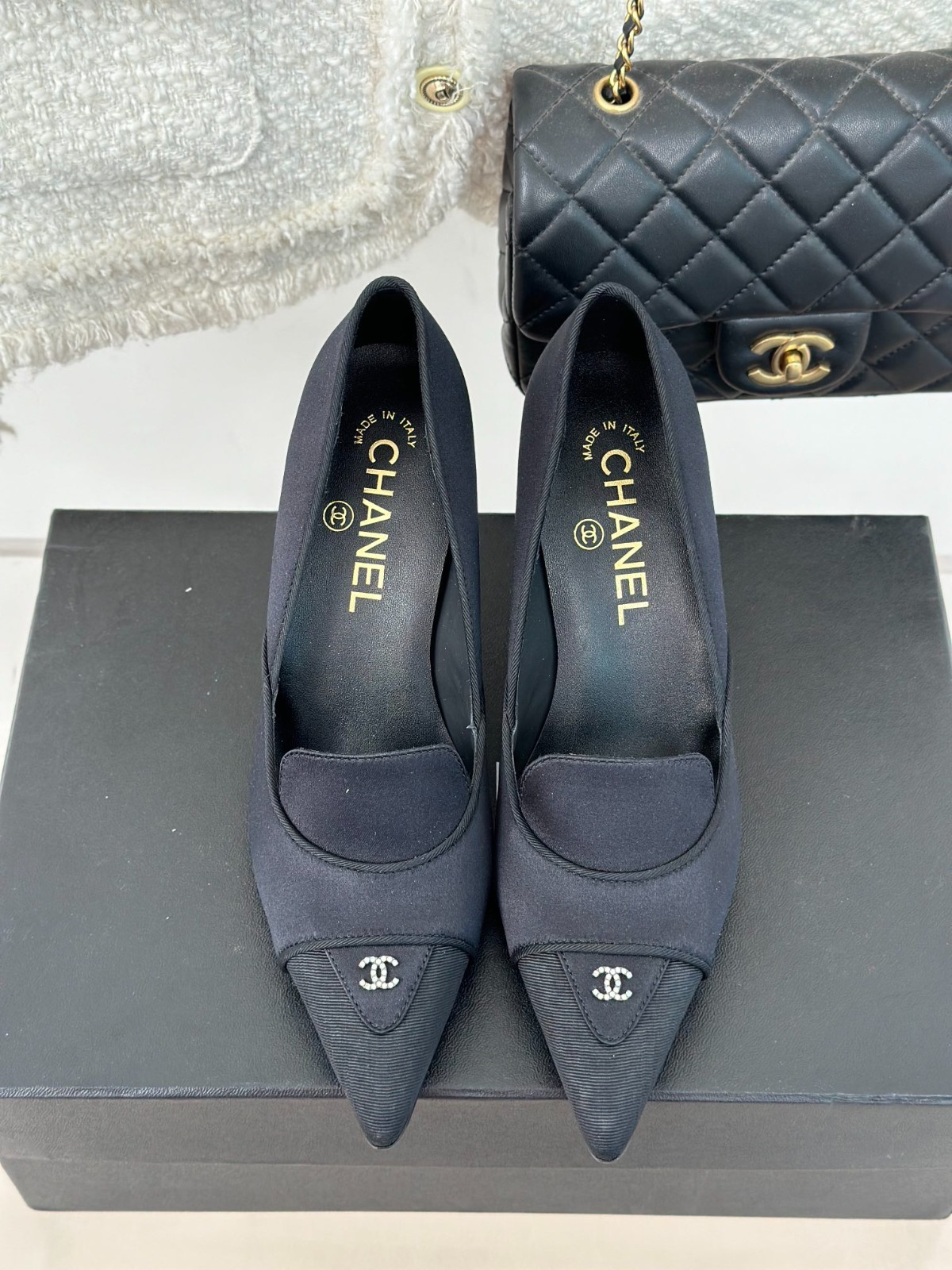 011 33123111 SIZE 35-40