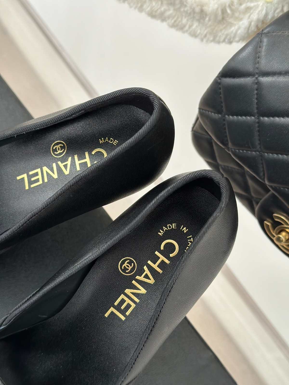 009 33123111 SIZE 35-40