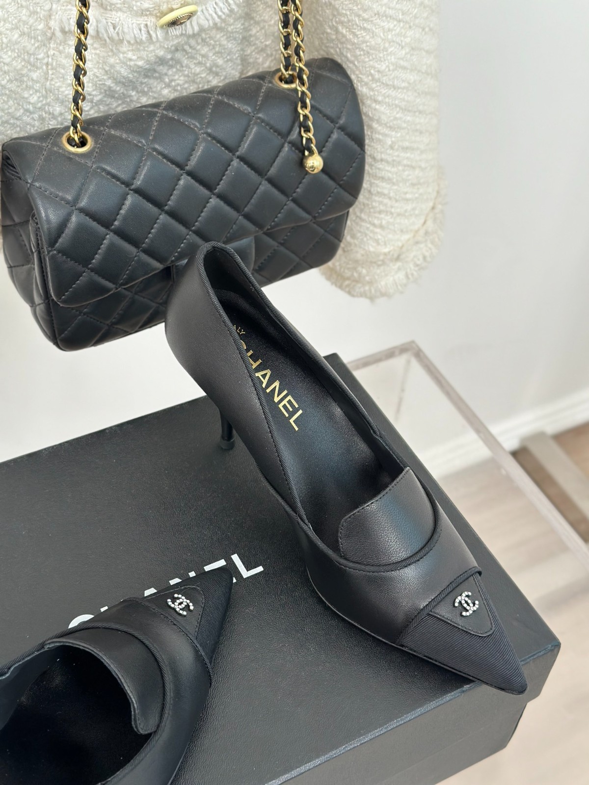 009 33123111 SIZE 35-40
