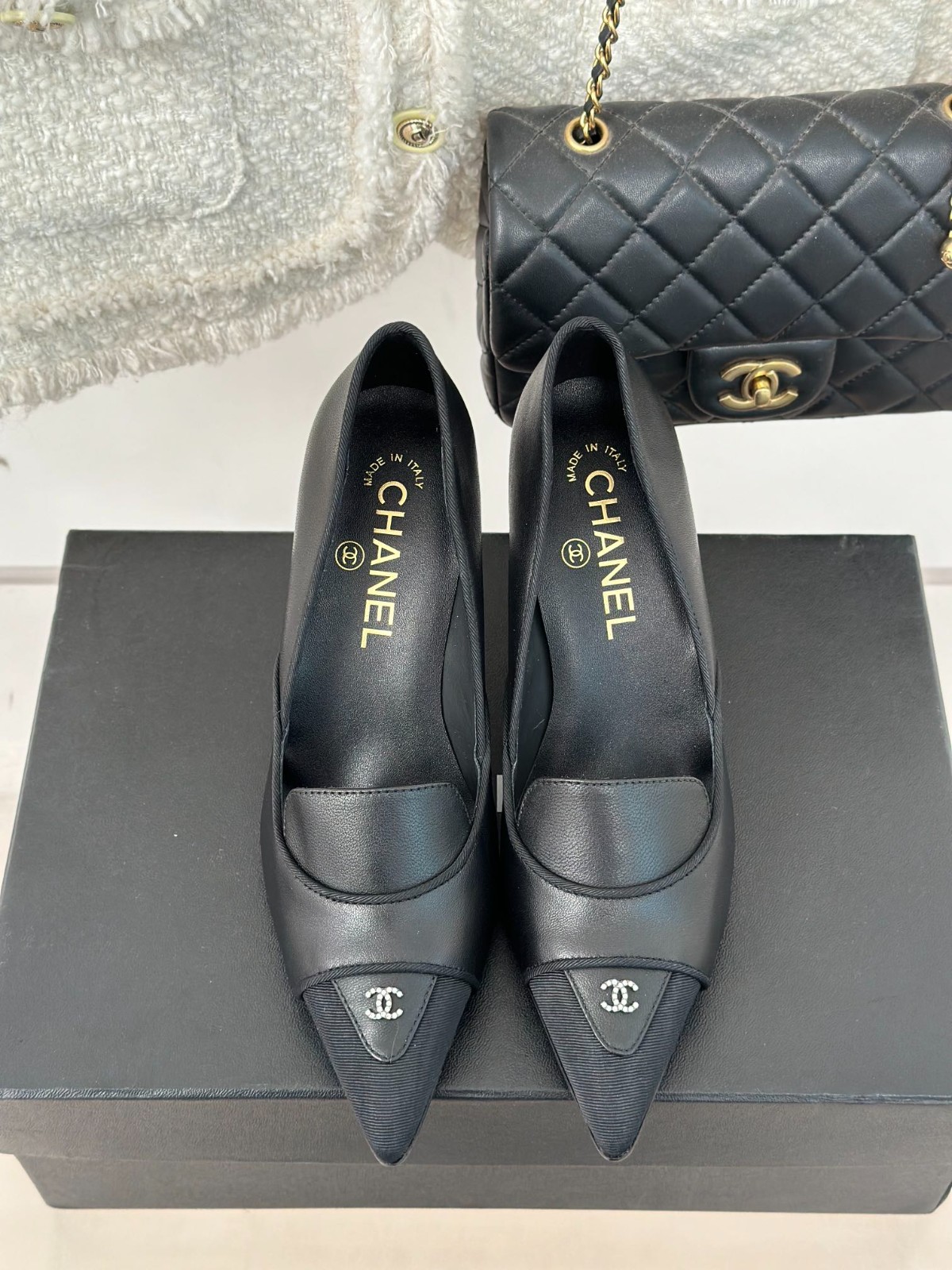 009 33123111 SIZE 35-40