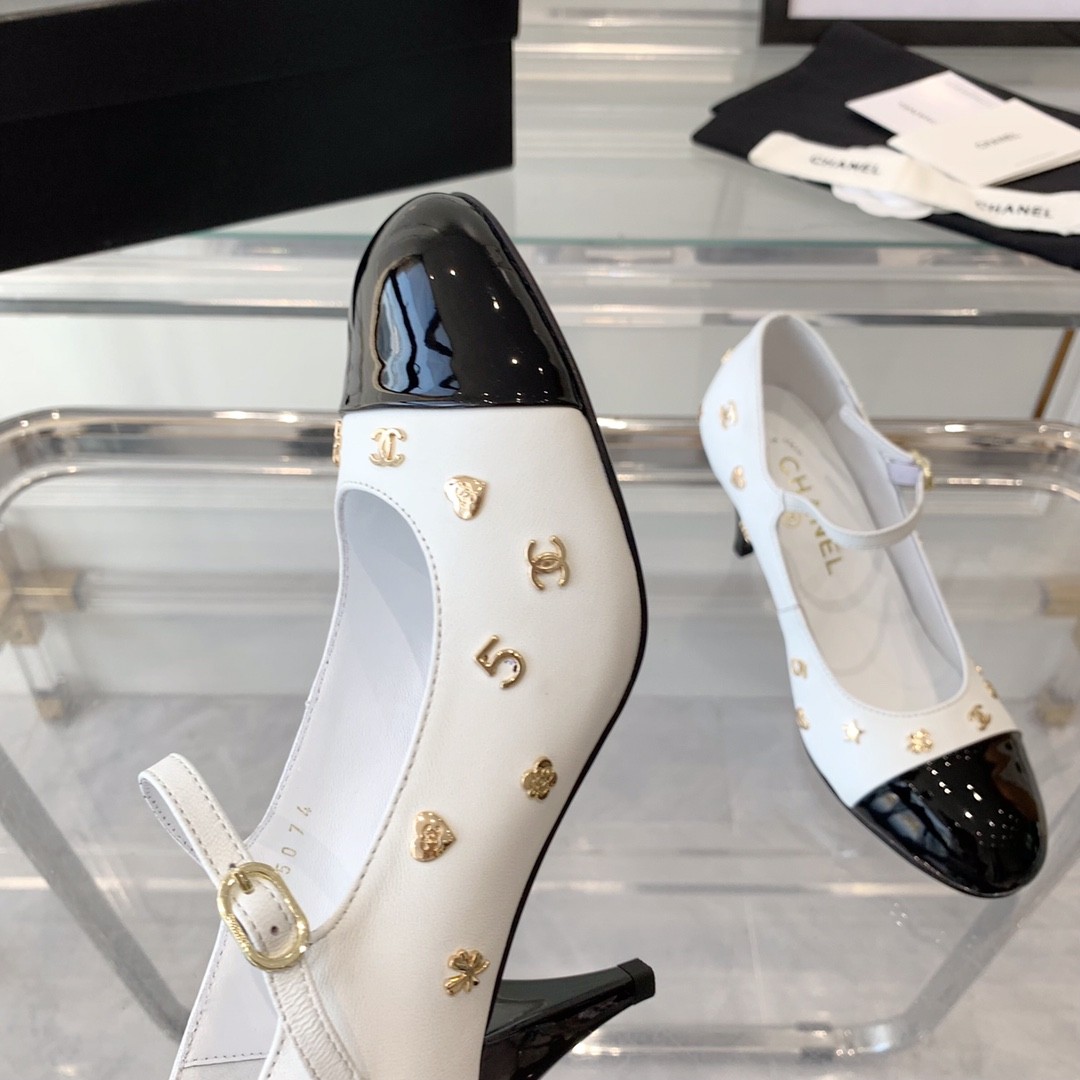 112 38123123 SIZE 35-41