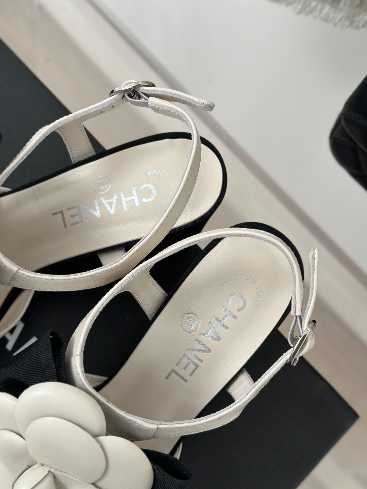 055 32123109 SIZE 35-41