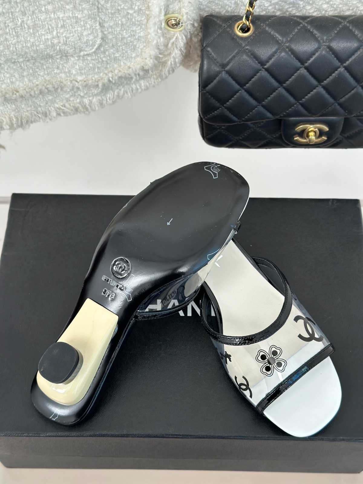 043 28123099 SIZE 35-41