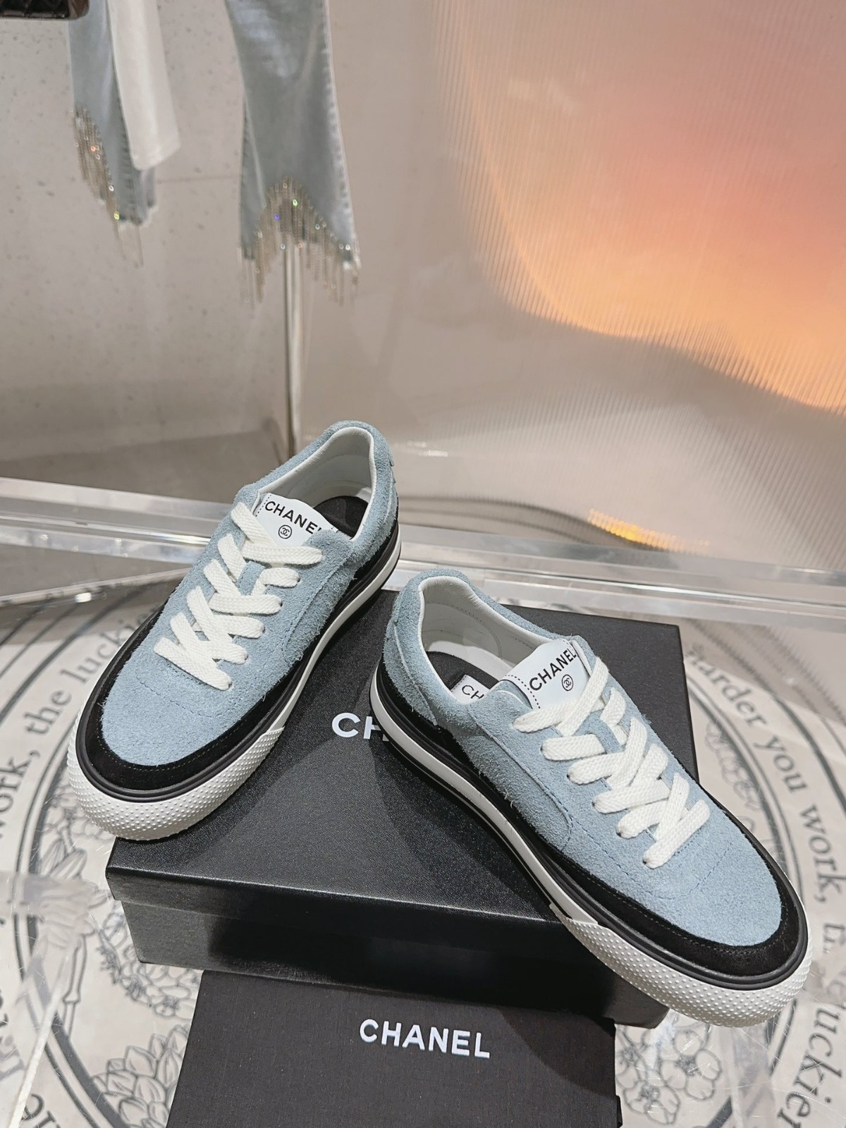 013 33123111 SIZE 35-41