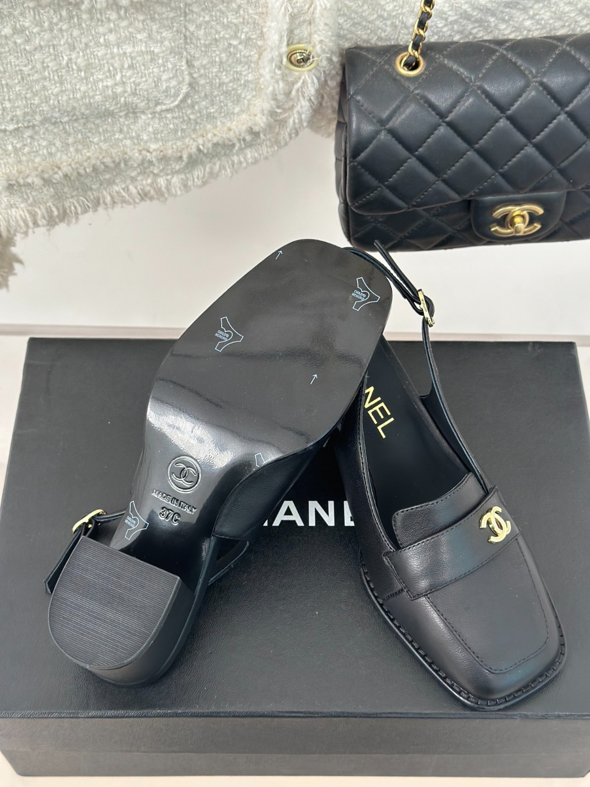 011 32123109 SIZE 35-41