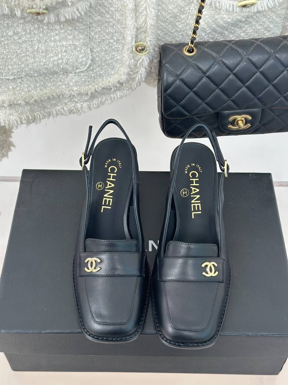 011 32123109 SIZE 35-41