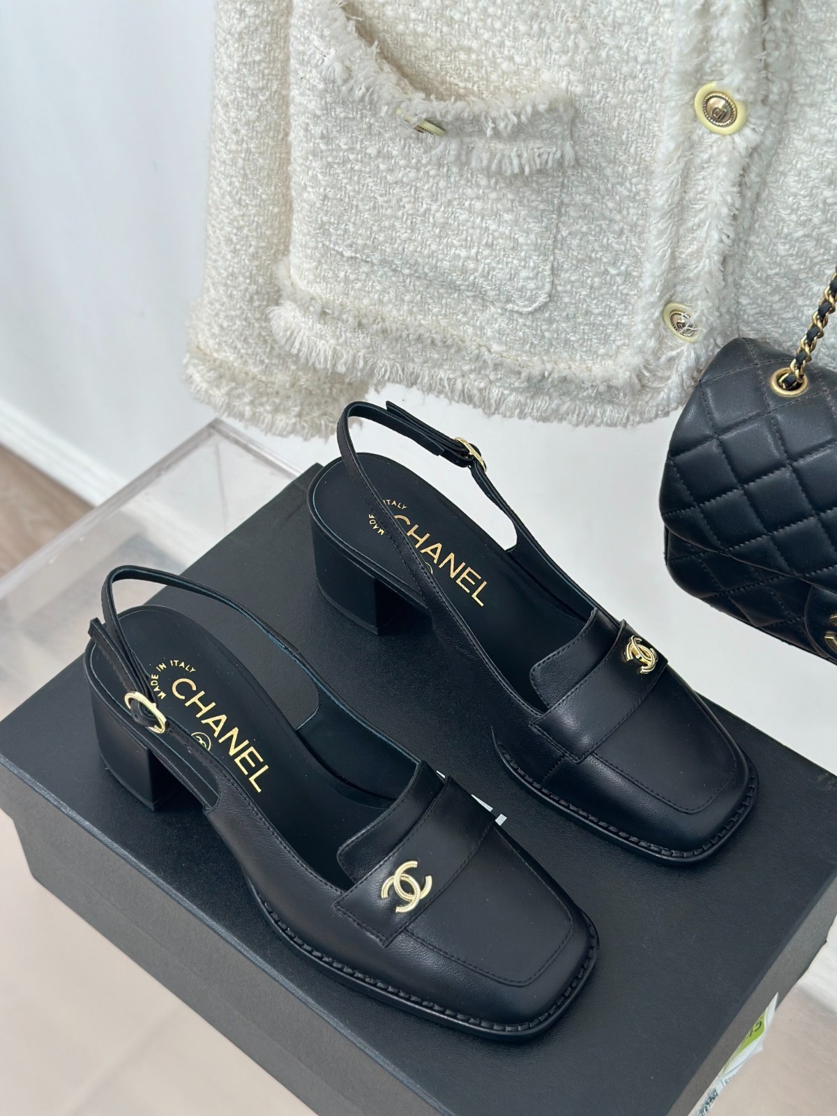 011 32123109 SIZE 35-41