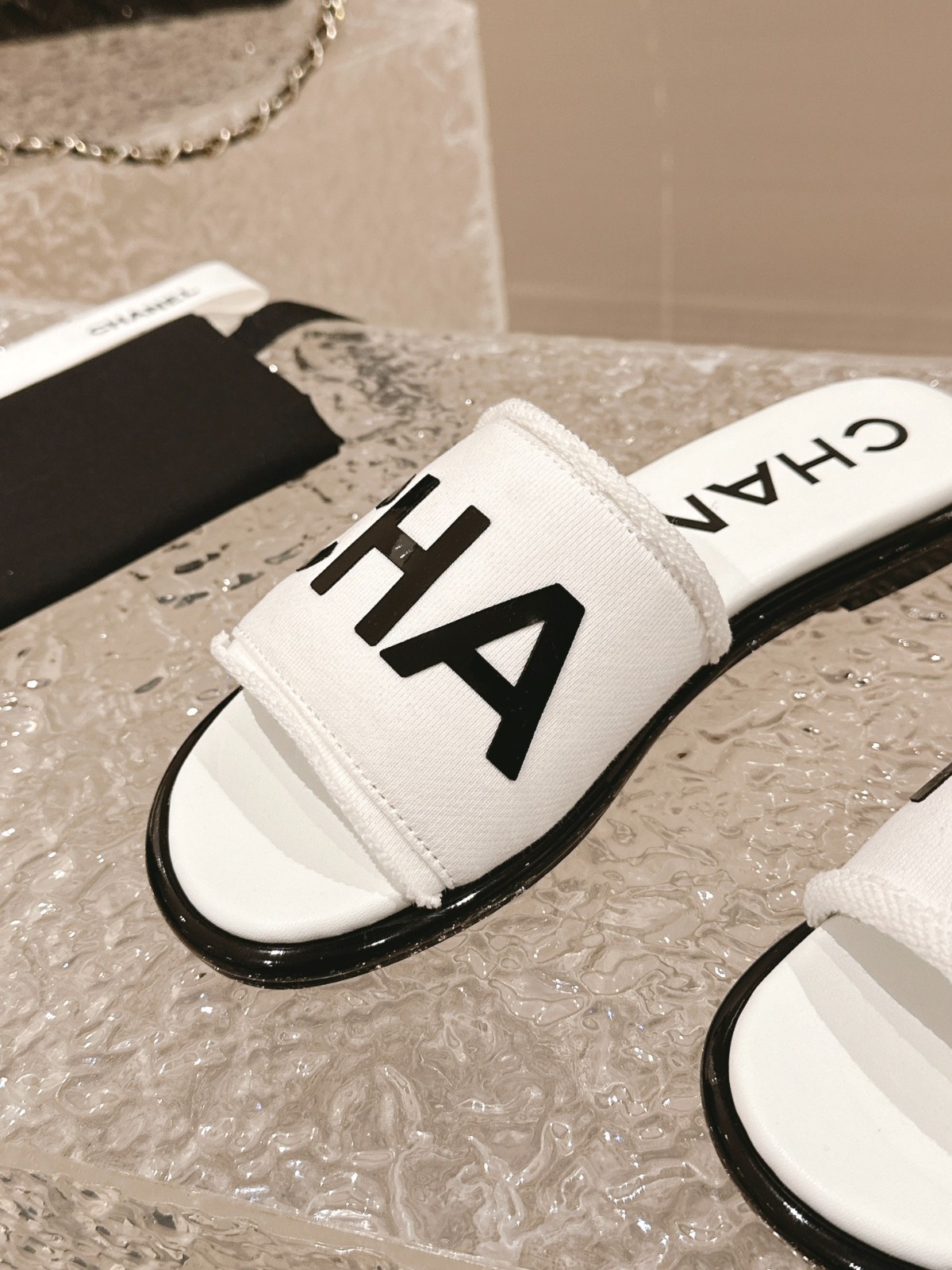 113 33123111 SIZE 34-41