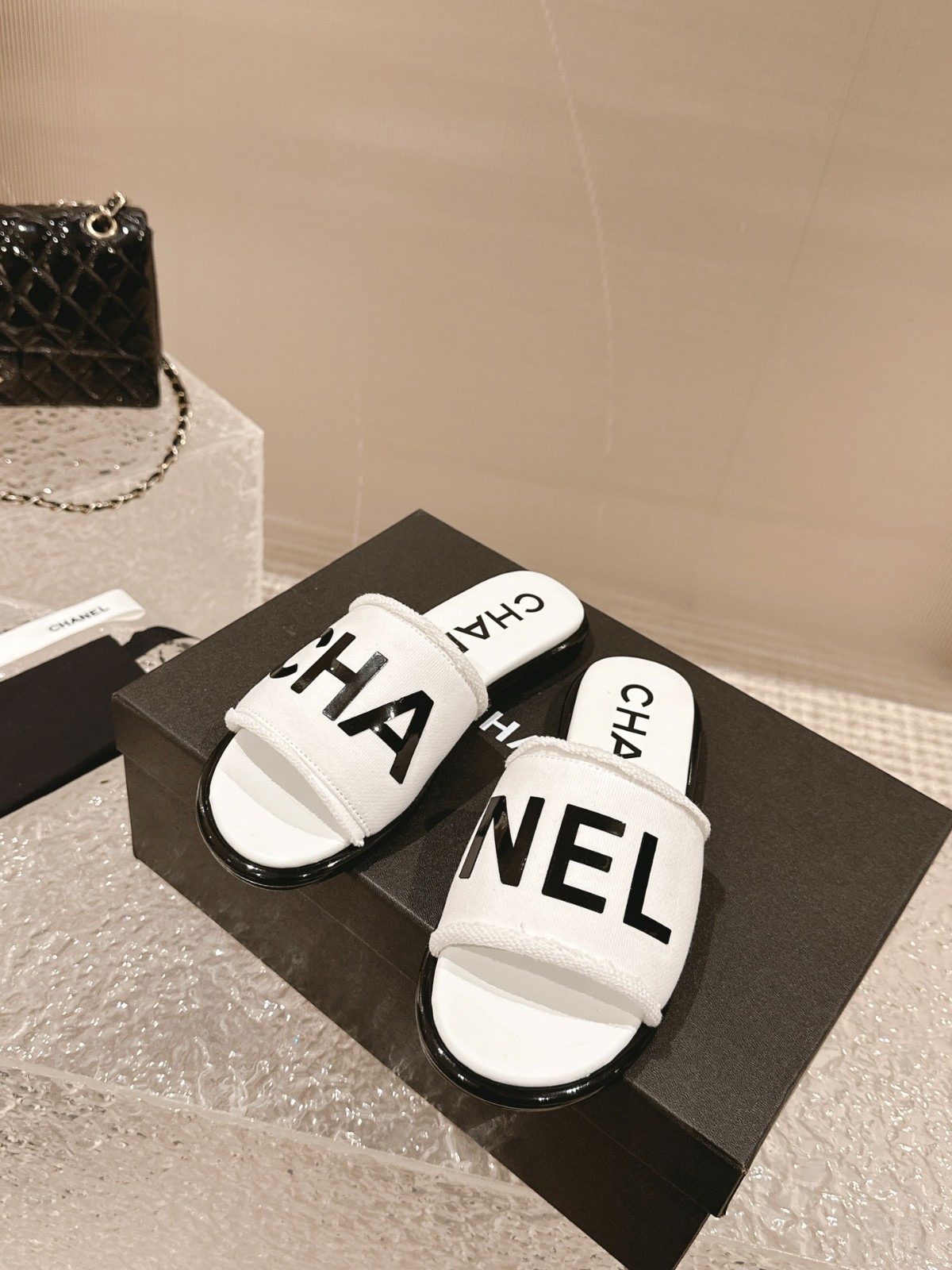 113 33123111 SIZE 34-41