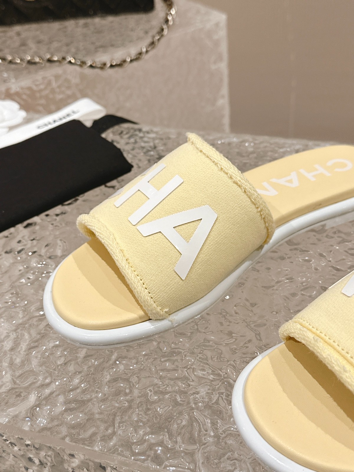 111 33123111 SIZE 34-41