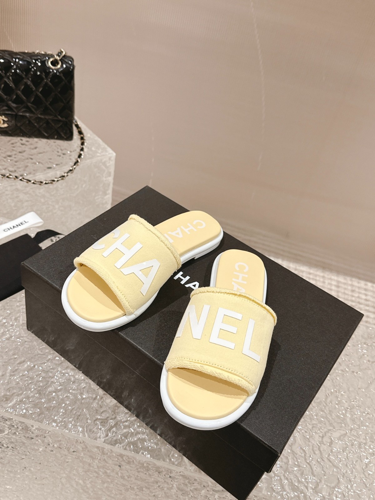 111 33123111 SIZE 34-41