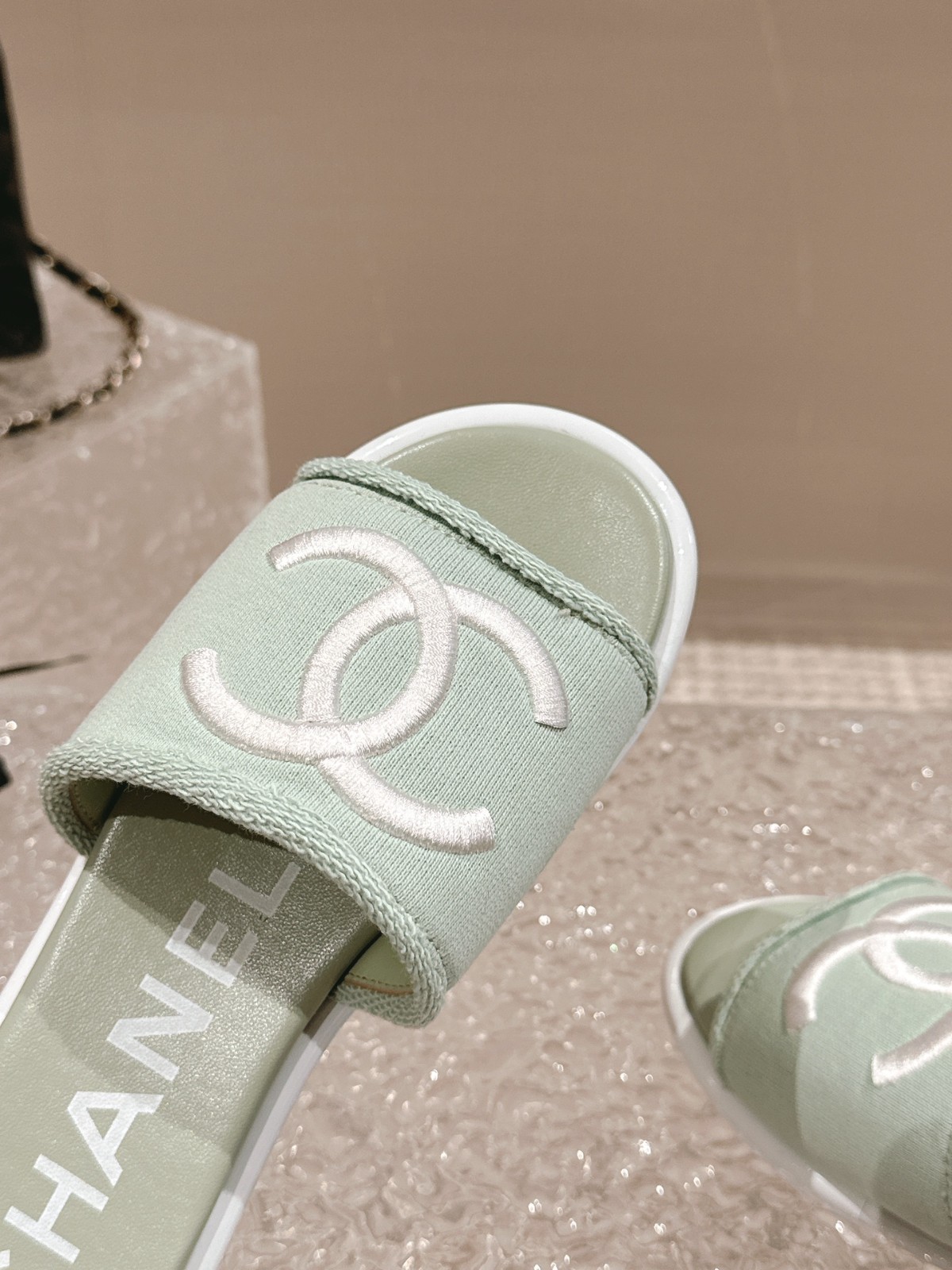 109 33123111 SIZE 34-41