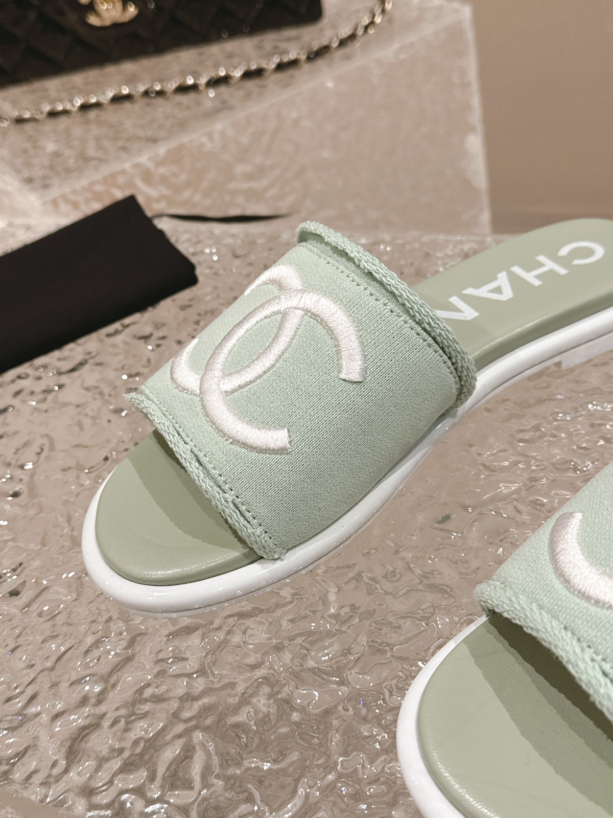 109 33123111 SIZE 34-41