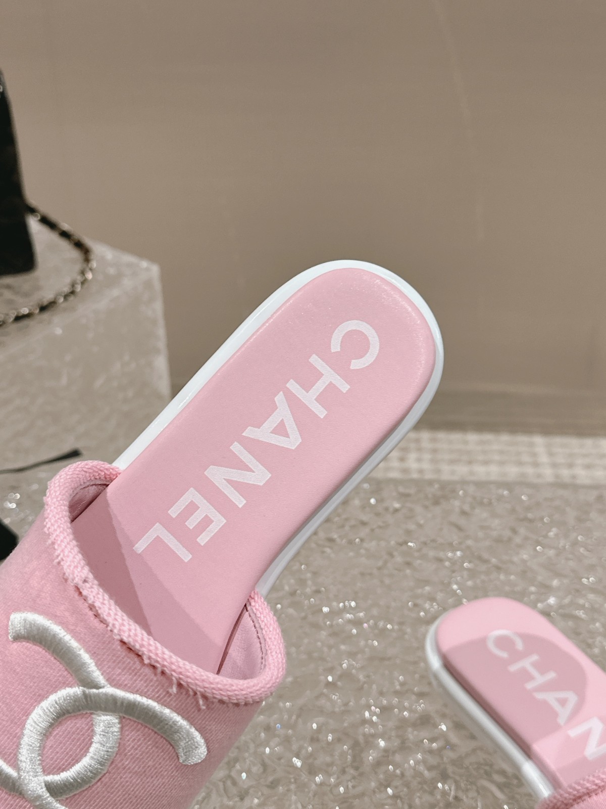 108 33123111 SIZE 34-41
