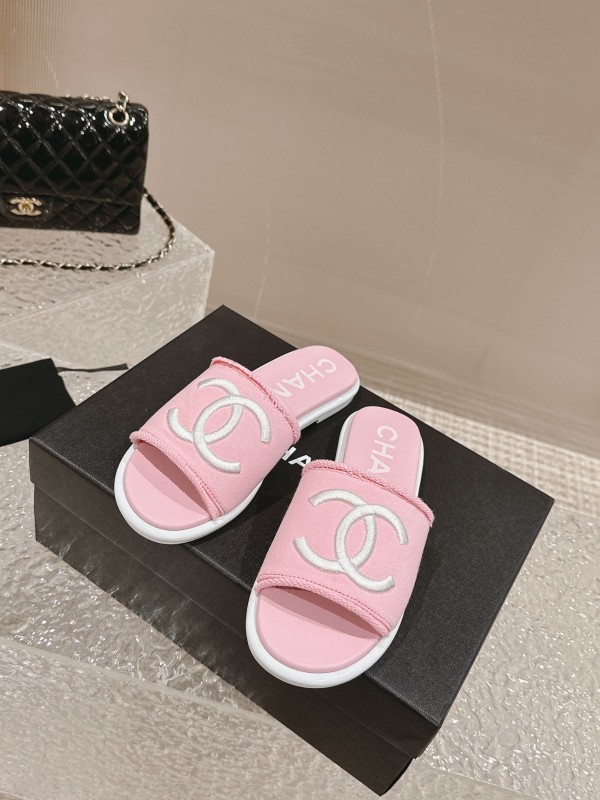 108 33123111 SIZE 34-41