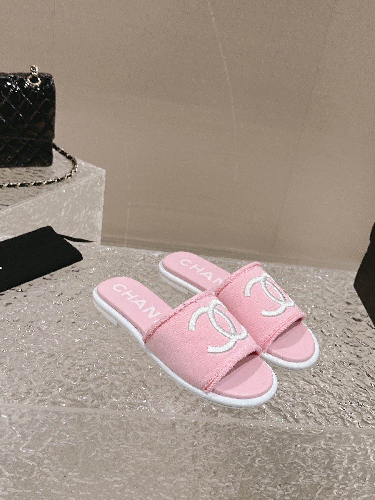 108 33123111 SIZE 34-41