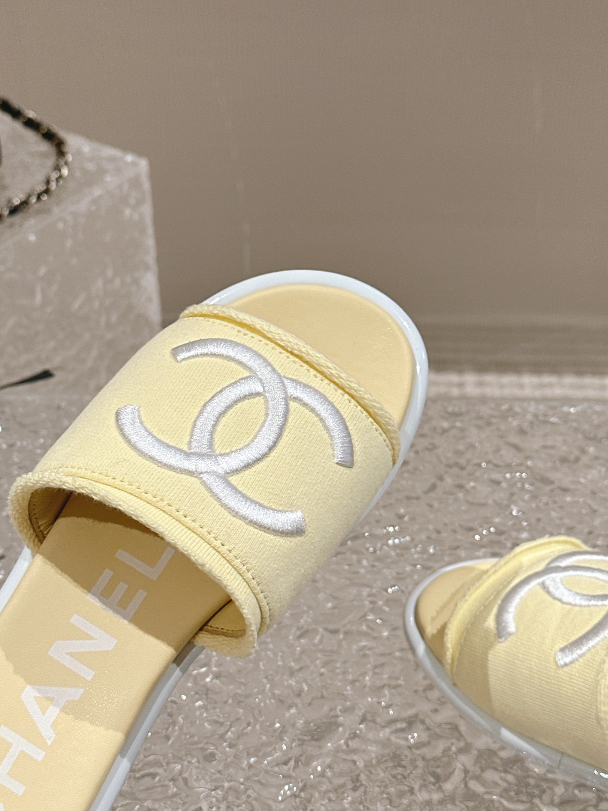 106 33123111 SIZE 34-41
