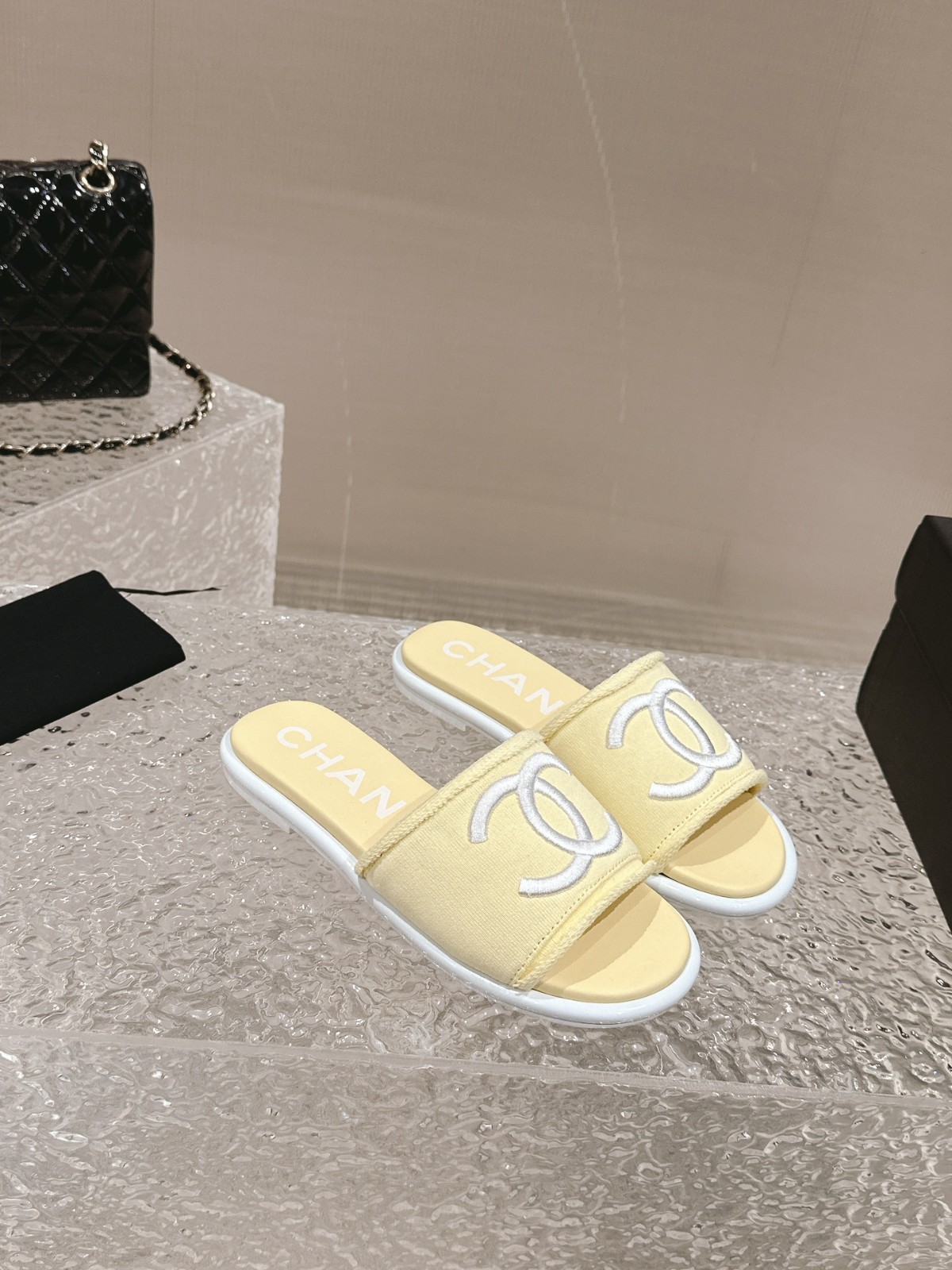 106 33123111 SIZE 34-41