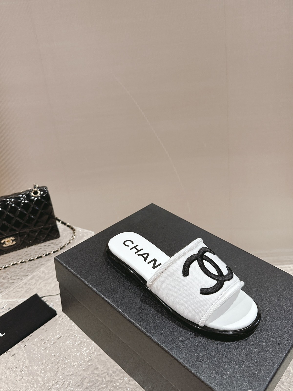 104 33123111 SIZE 34-41