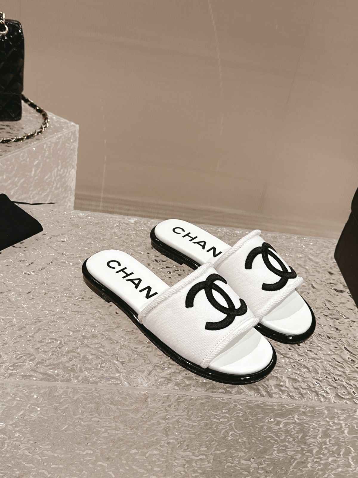 104 33123111 SIZE 34-41