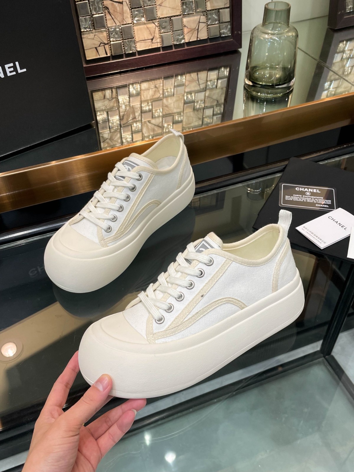 097 SIZE 35-40