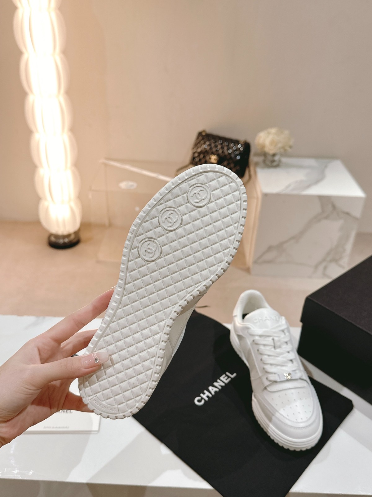081 36123118 SIZE 35-40