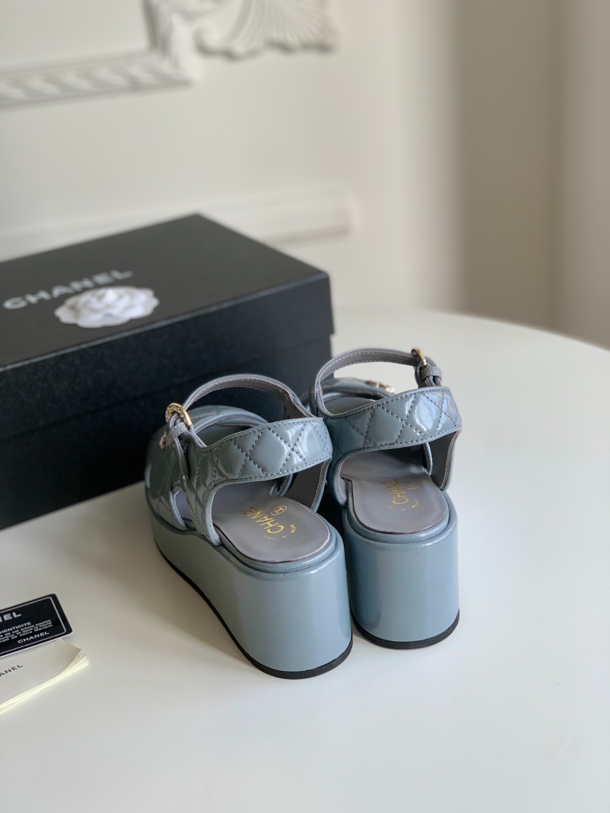 076 32123109 SIZE 35-40