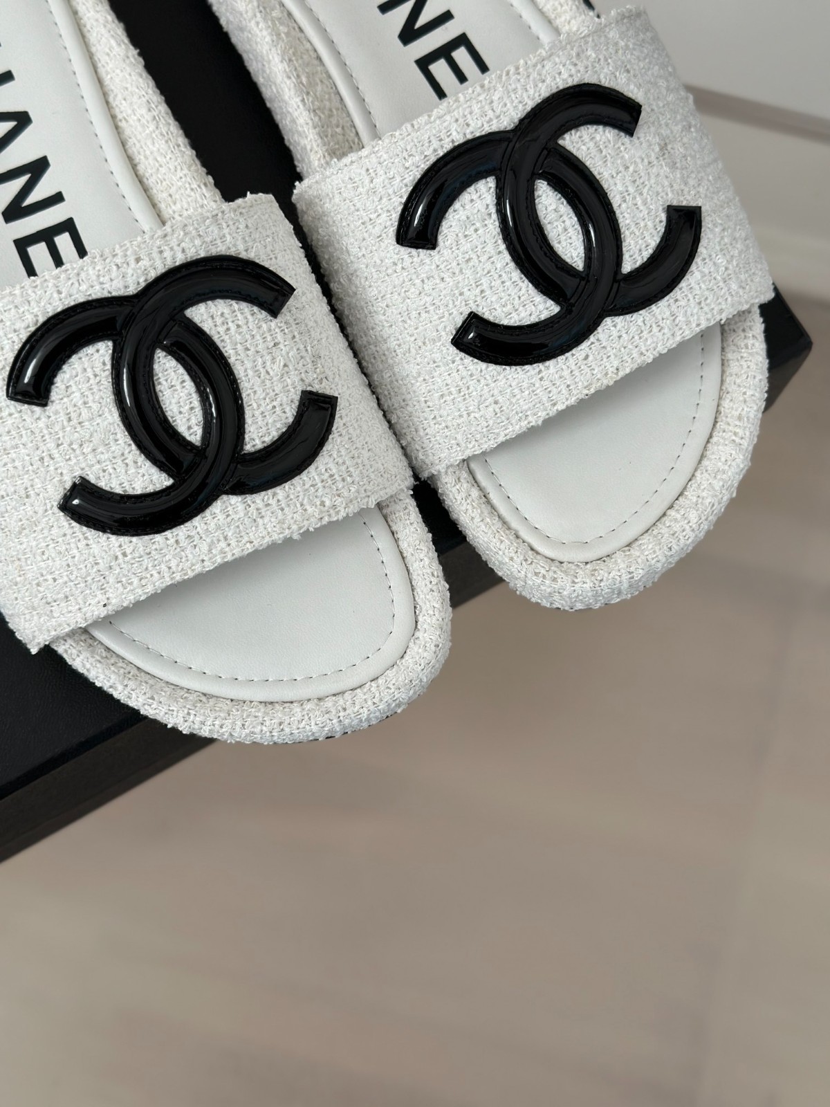 011 26123095 SIZE 35-41