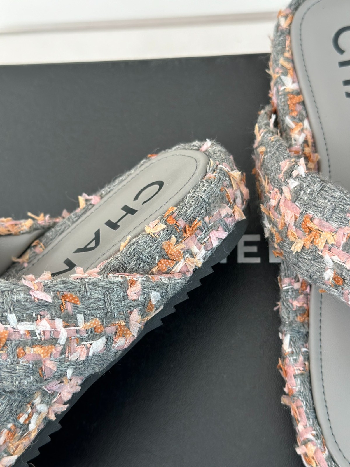 008 26123095 SIZE 35-41
