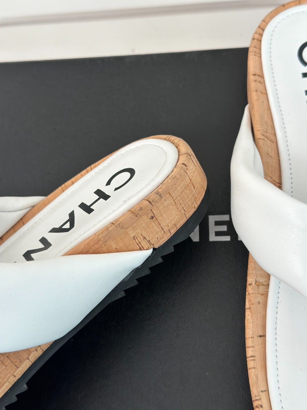 002 27123097 SIZE 35-41