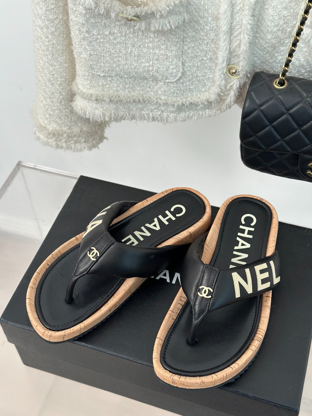 001 27123097 SIZE 35-41