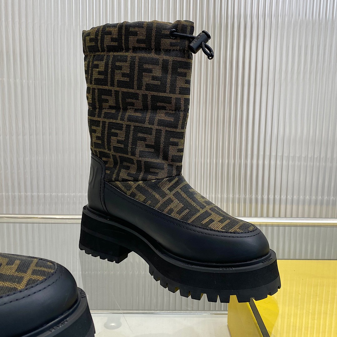 076 39123125 SIZE 35-41