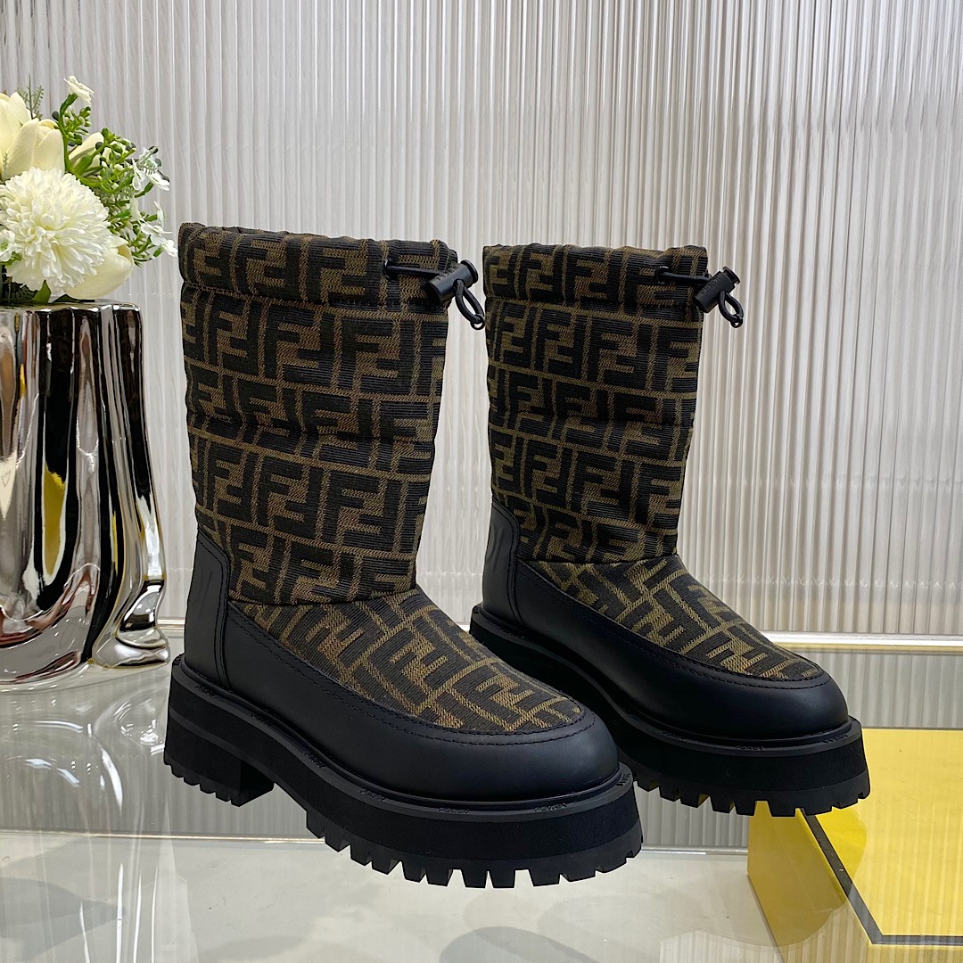 076 39123125 SIZE 35-41